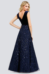 Glamorous Navy V-Neck Evening Dress with Leaves Appliques